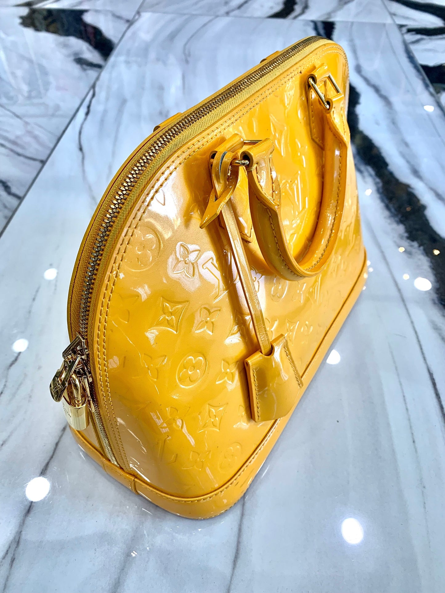 Louis Vuitton ALMA PM Vernis Handbag