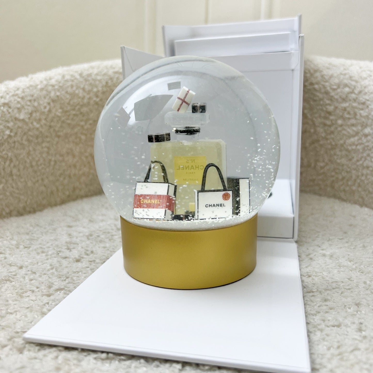 Chanel VIP Gift Perfume Bottles Christmas Snow Globe Accessory