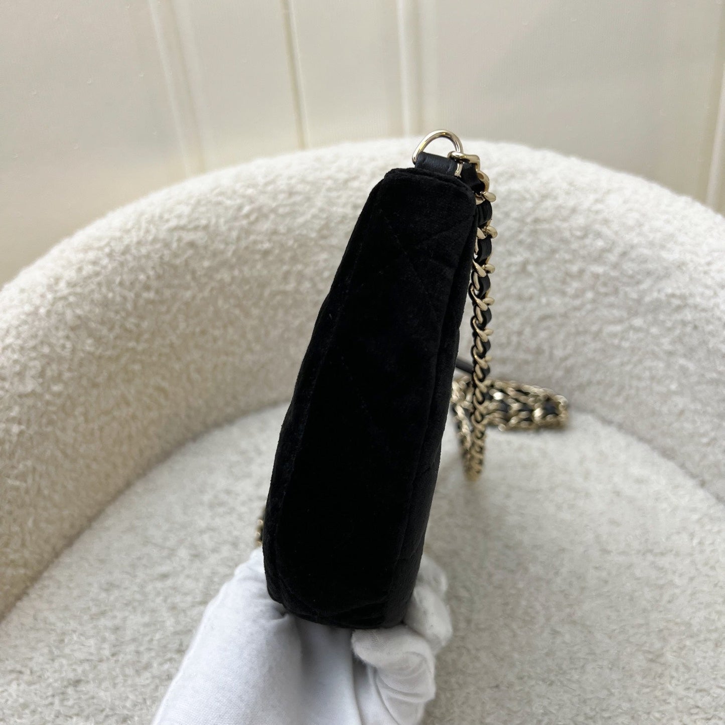 VIP Gift Crossbody Bag with Crystal Studded CC Logo in Black Velvet and LGHW Signature