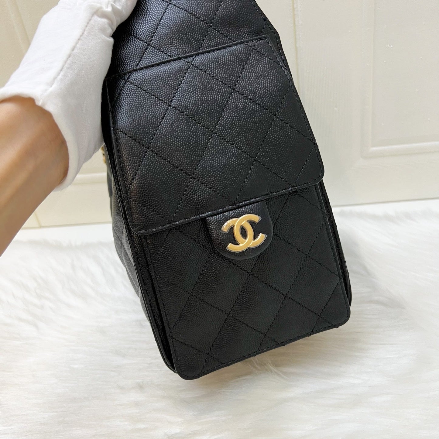 25 Small Hobo Bag in Black Caviar and AGHW (Model: ) Polished