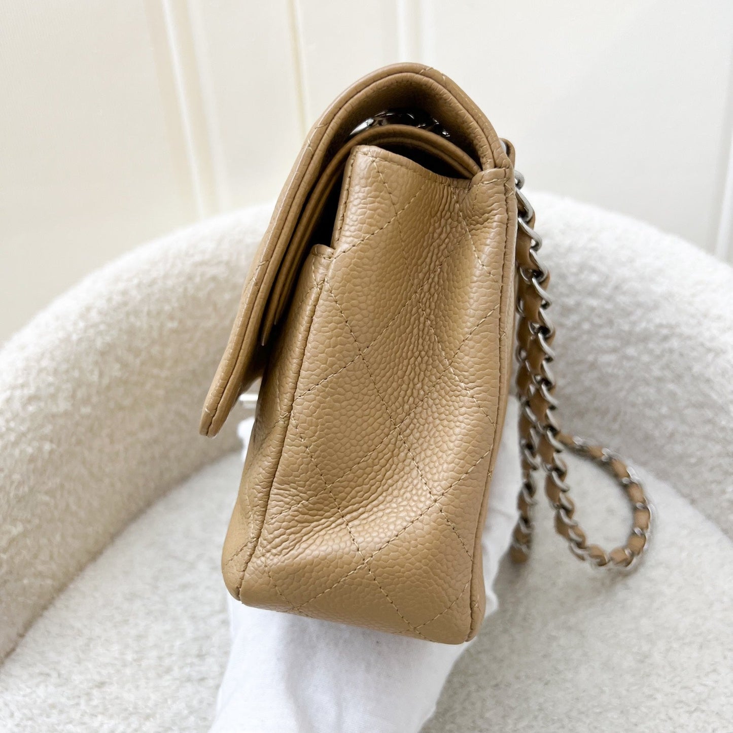 Chanel Medium Classic Flap CF in Beige Caviar and SHW Accessory