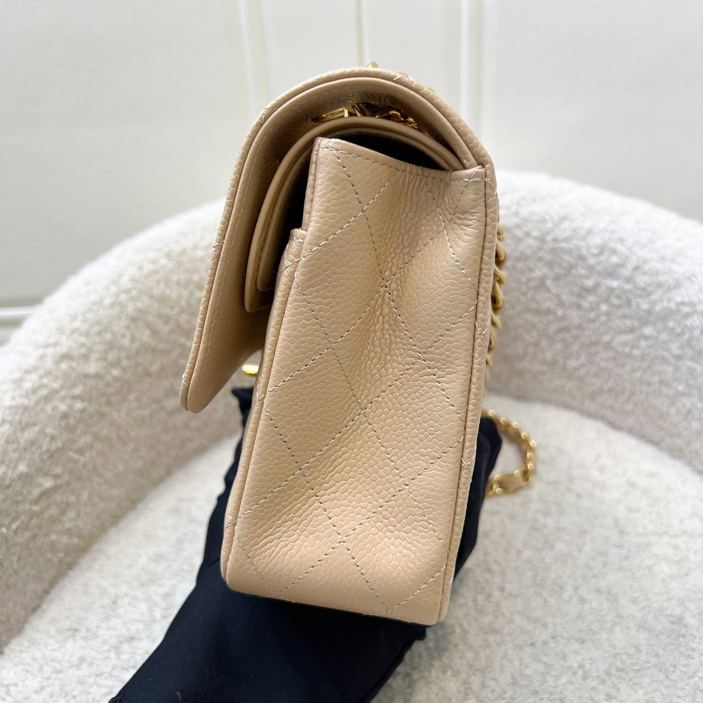 Medium Classic Flap CF in Beige Caviar and GHW (Model: ) Accessory Signature
