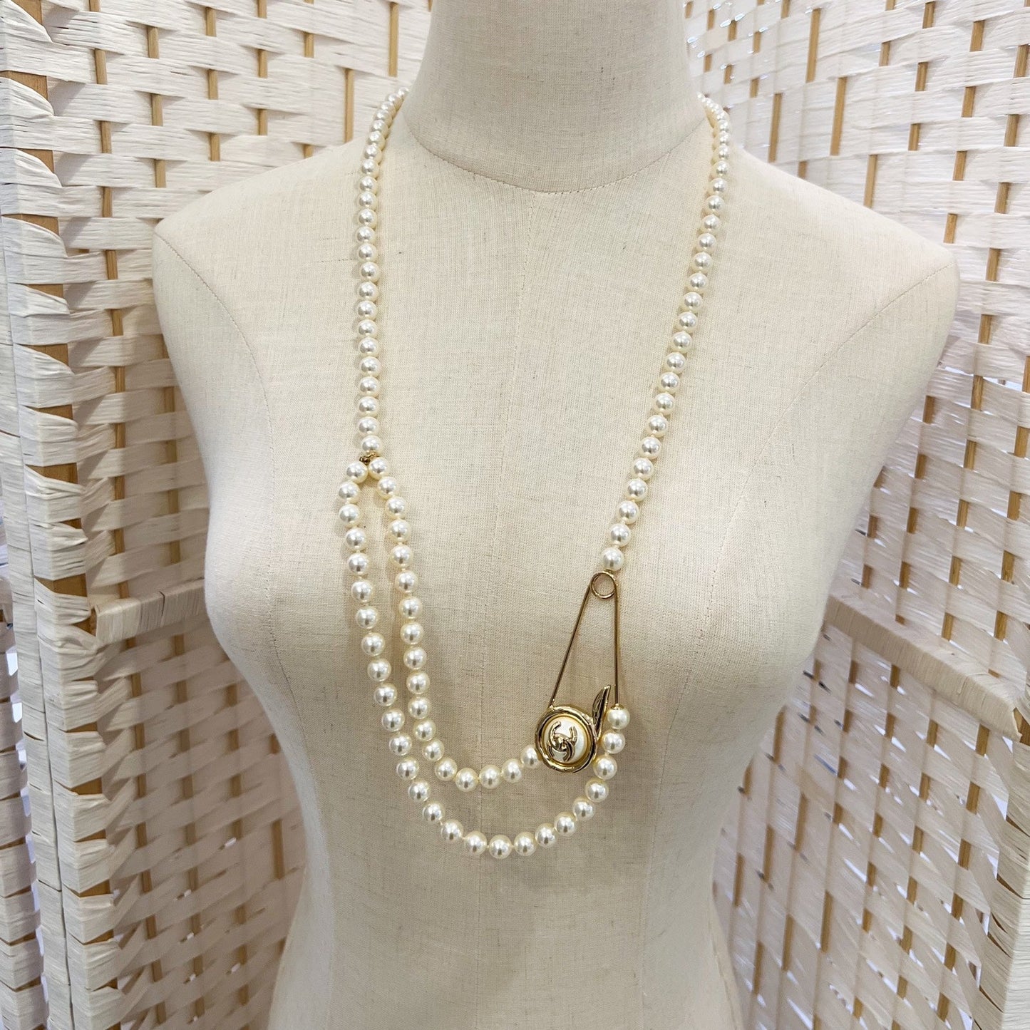 Chanel Pin Design Chain Belt with Pearls in GHW ()