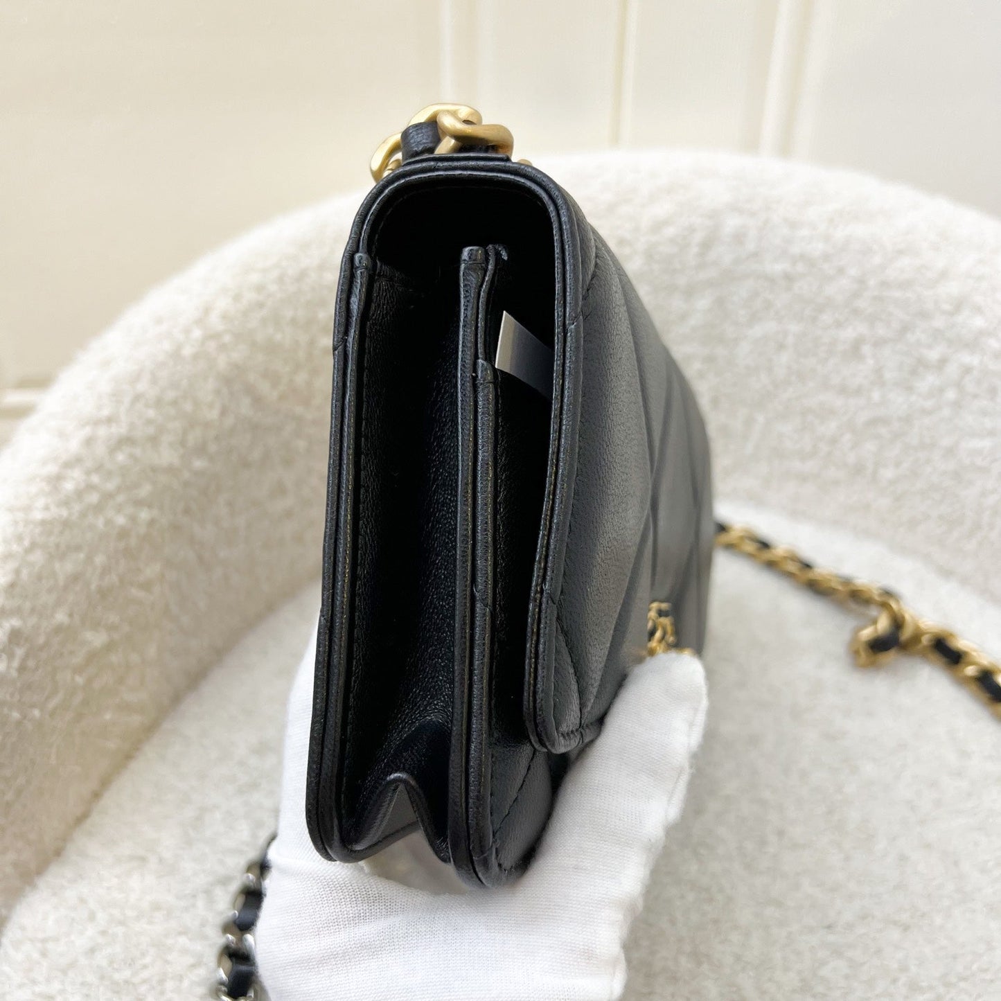 Chanel 19 Wallet on Chain WOC in Black Lambskin and 3-Tone HW (Model: ) Bag