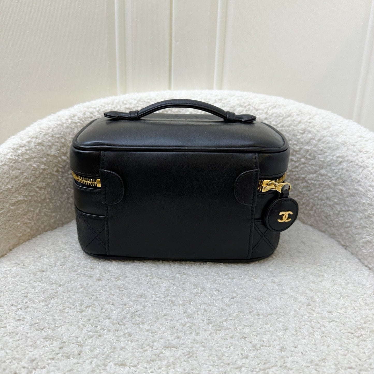 Chanel Travel Vanity Bag in Black Lambskin GHW