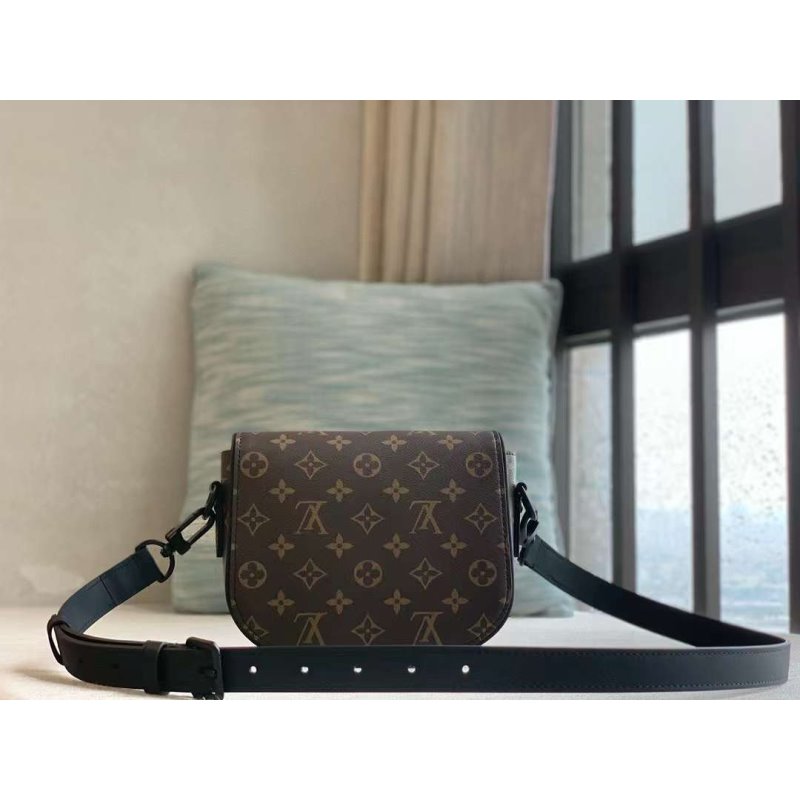Louis Vuitton Mail Man Bag Travel Bag