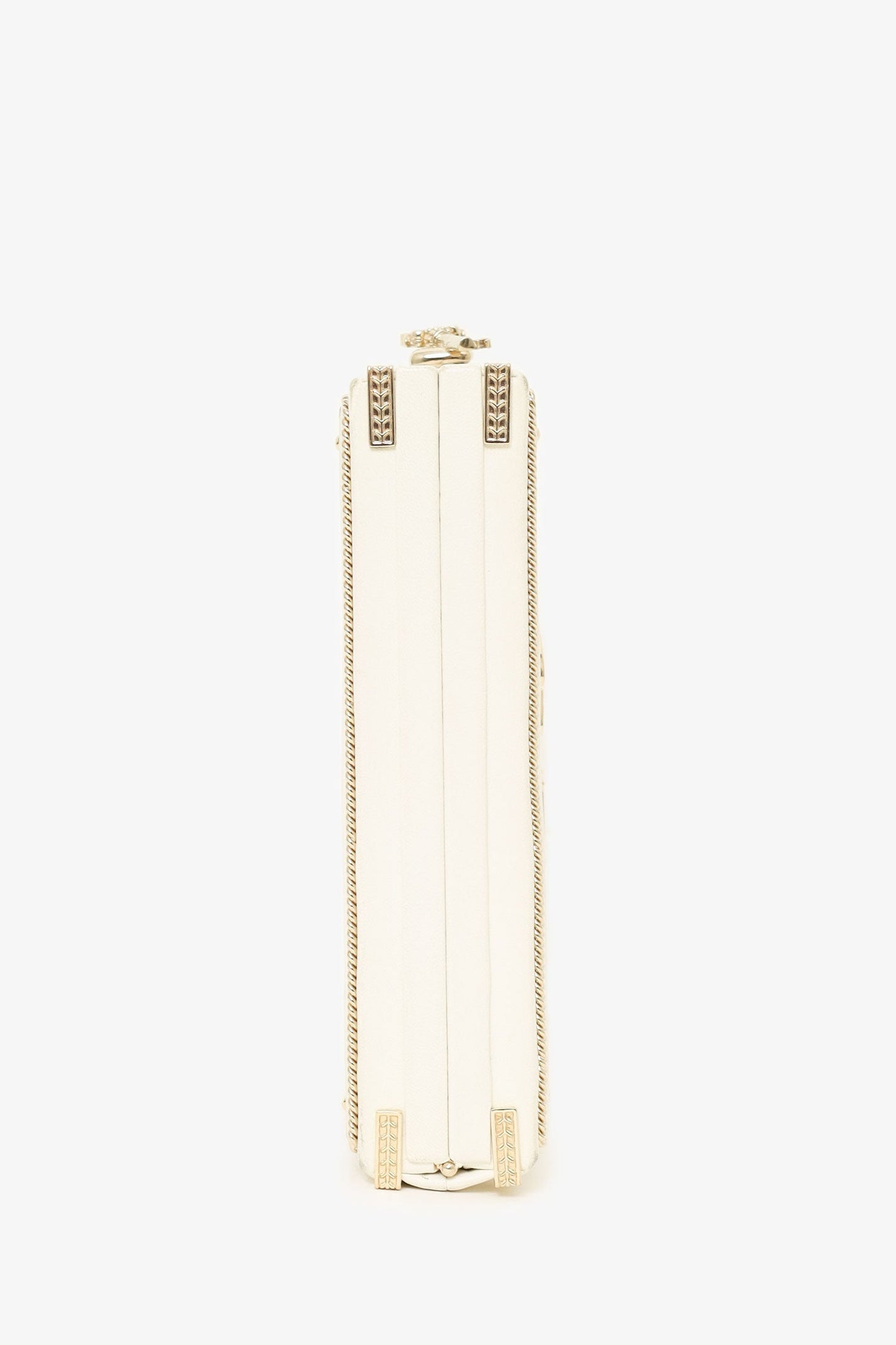 Chanel ™ 2017-18 White Lambskin Paris-Cosmopolite Coco In Ritz Clutch with Chain