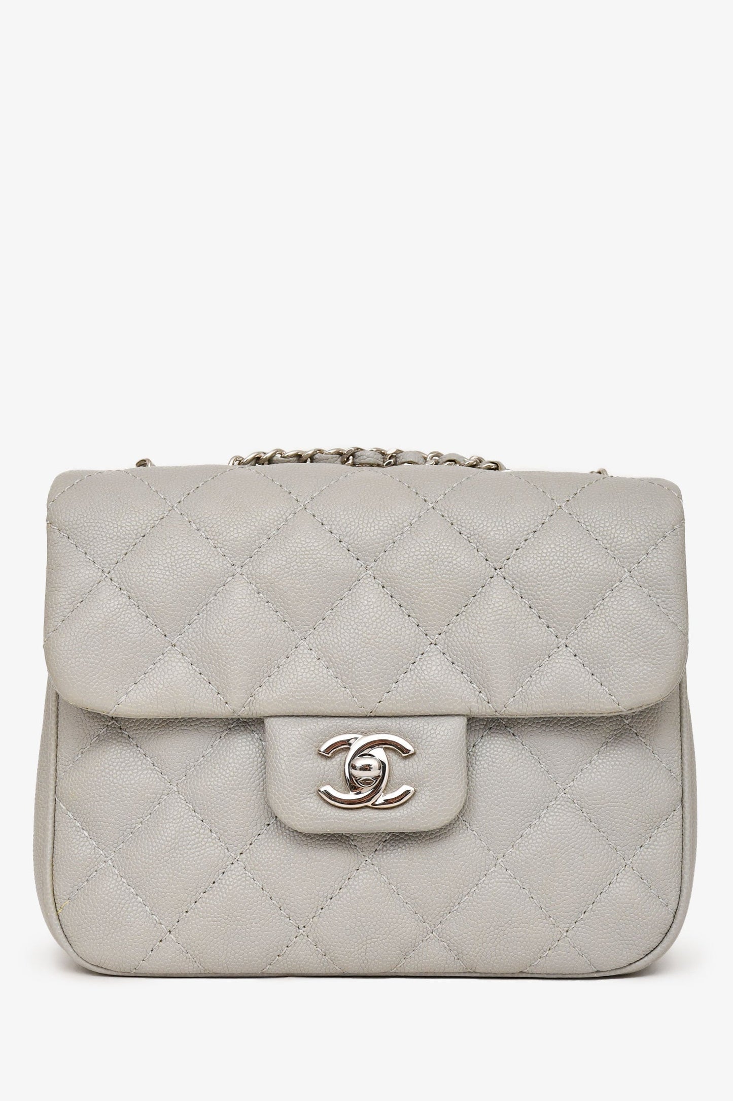 Chanel ™ 2018 Light Grey Caviar Small Urban Companion Accessory