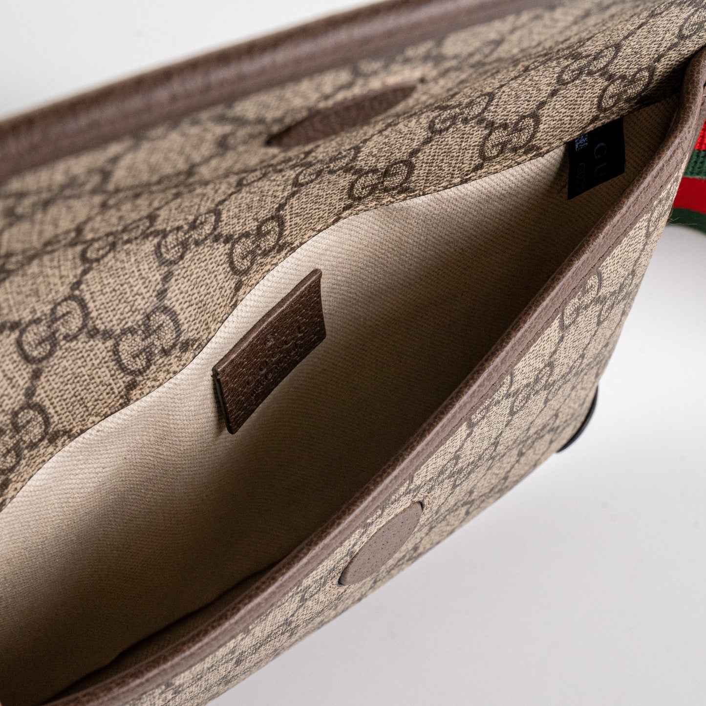 Gucci Neo Supreme Belt Bag Accessory