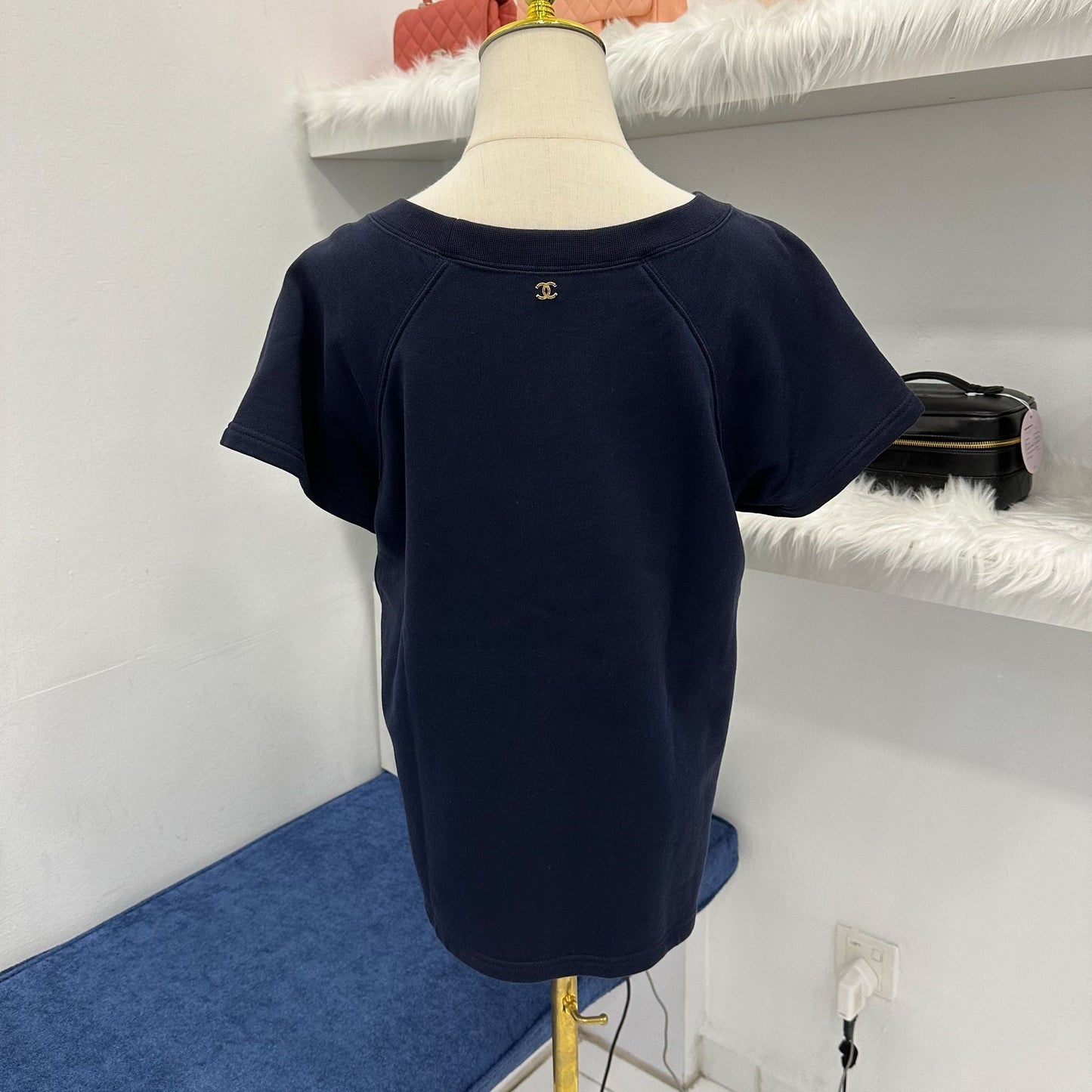 Chanel Gold Logo Knit Top in Navy Cotton Sz M