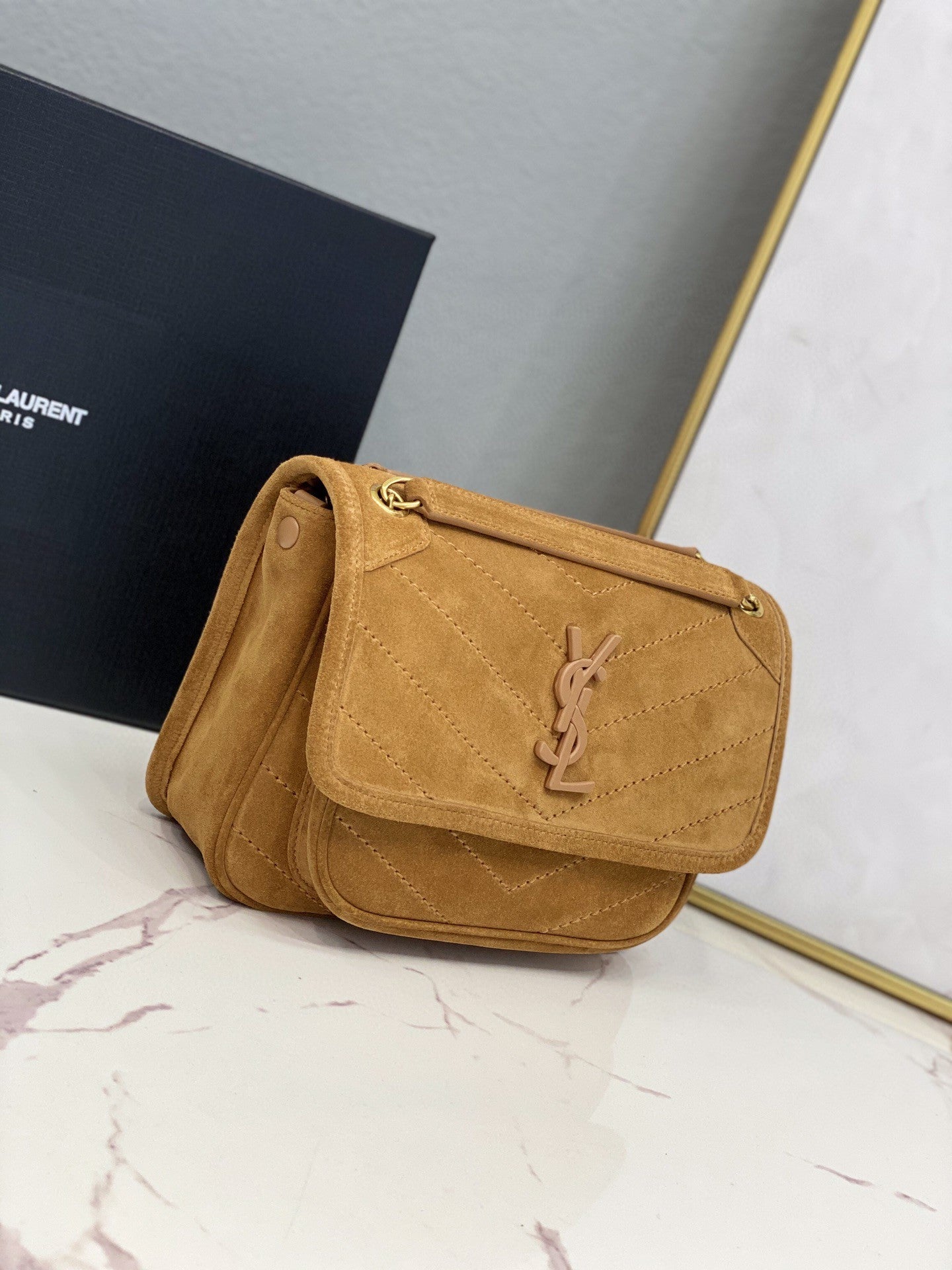 YSL Saint Laurent Niki Shoulder Bag Monogram Chain 82In21Cm Ysl 2548