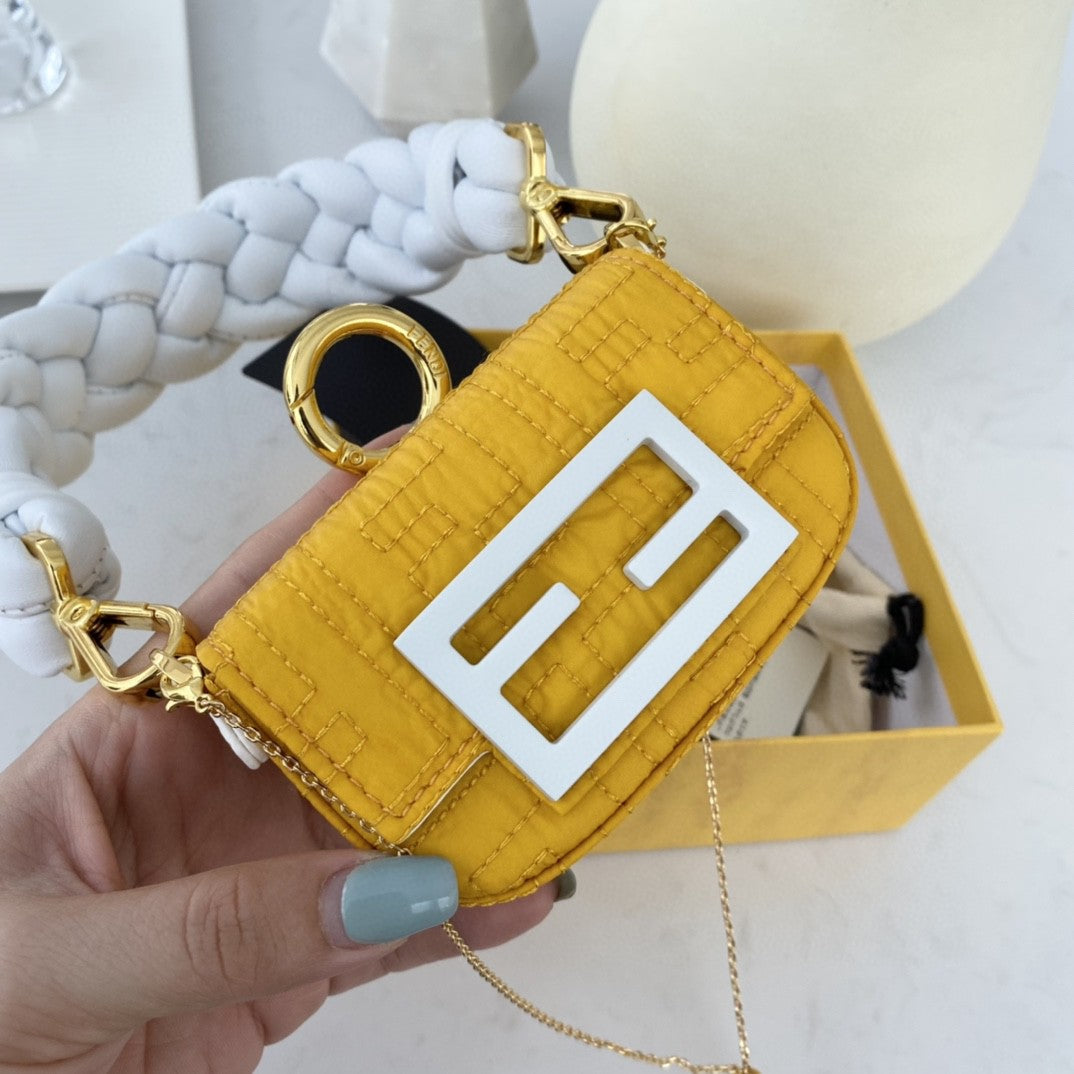 Top QualityTop Quality Nano Baguette White Handbag