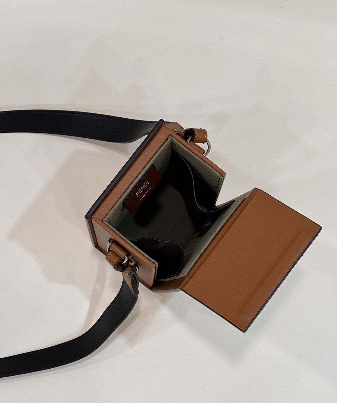 Top QualityTop Quality Vertical Box Brown Handbag