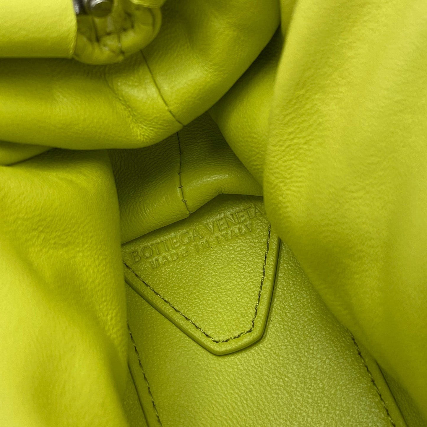 Top Quality Point Yellow For Women Women Travel Bag