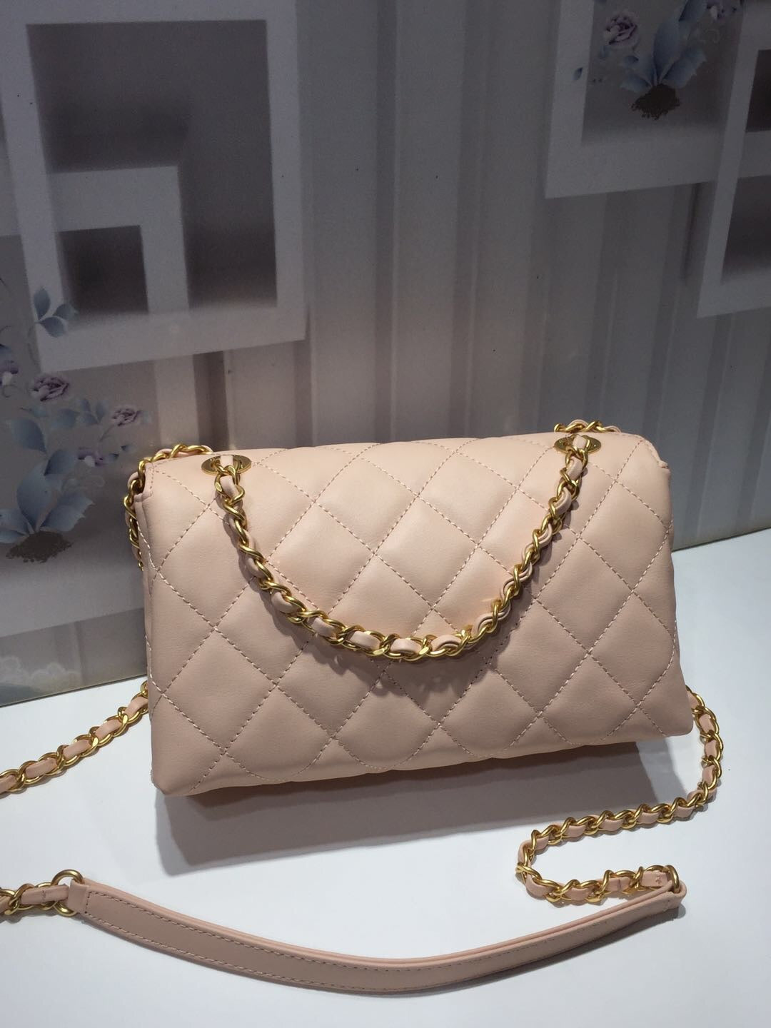 CHLFront Hardware Creme , ’s Gold Small Logo Flap Shoulder Bag