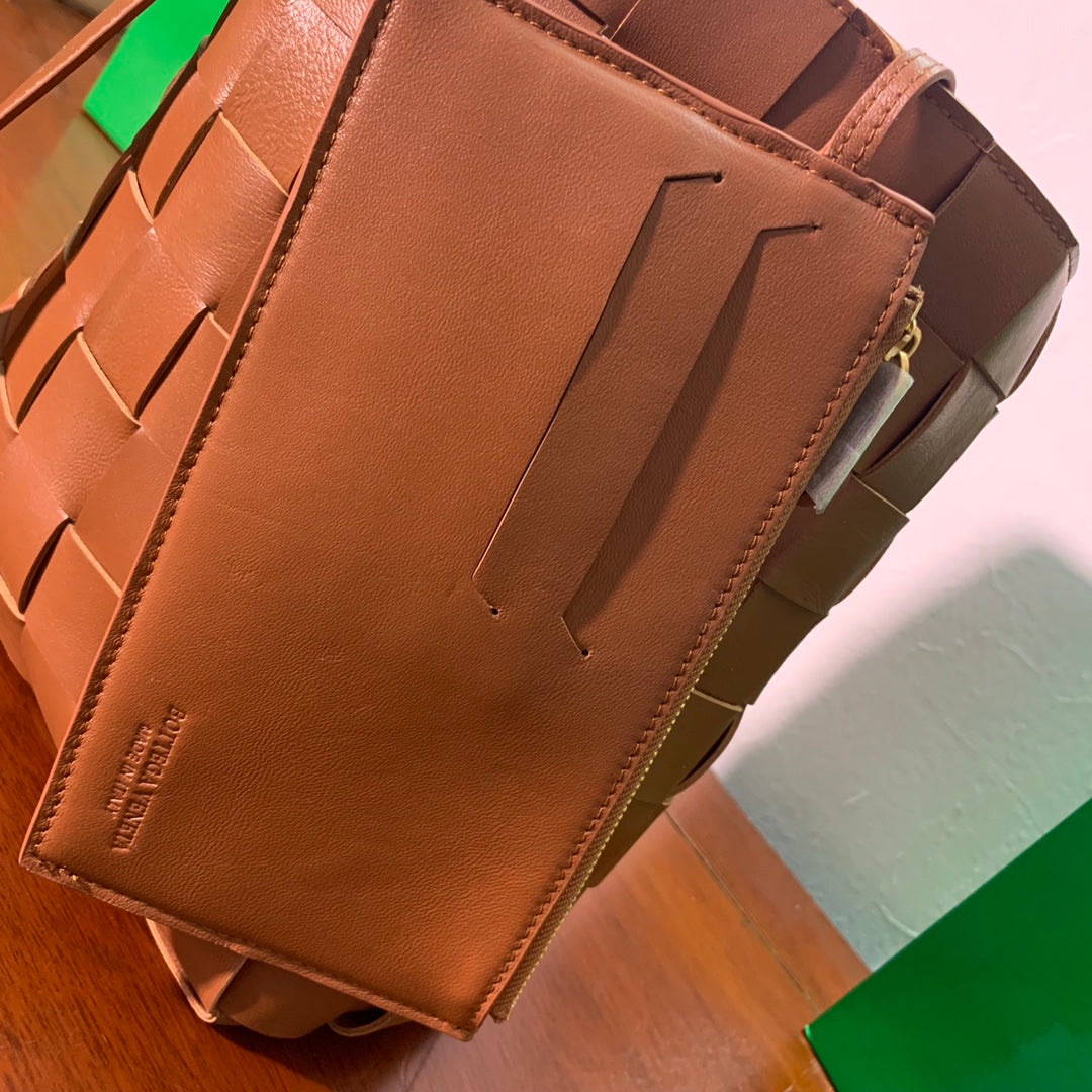 Top Quality Shoulder Bag Nappa For Women Brown