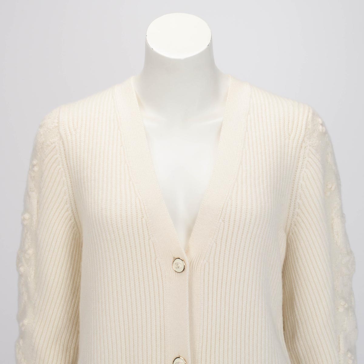 Chanel Ecru Ribbed Cashmere Classic Cardigan FR 38 Apparel