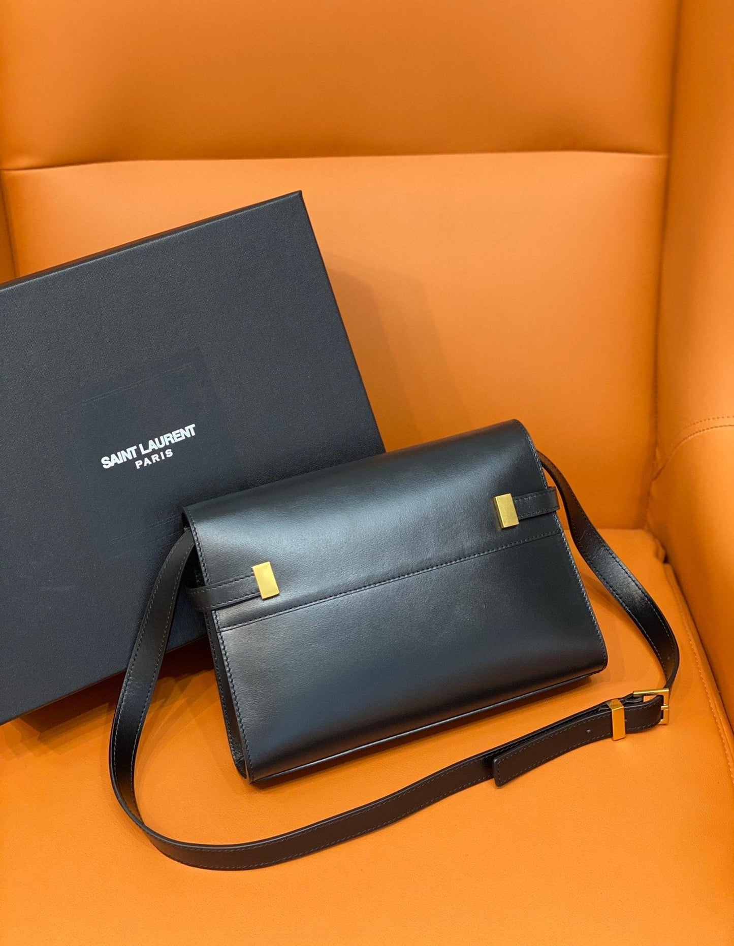 YSL Saint Laurent Manhattan 9in 24cm Black Small Shoulder Bag Ysl 6756260Sx0W1000