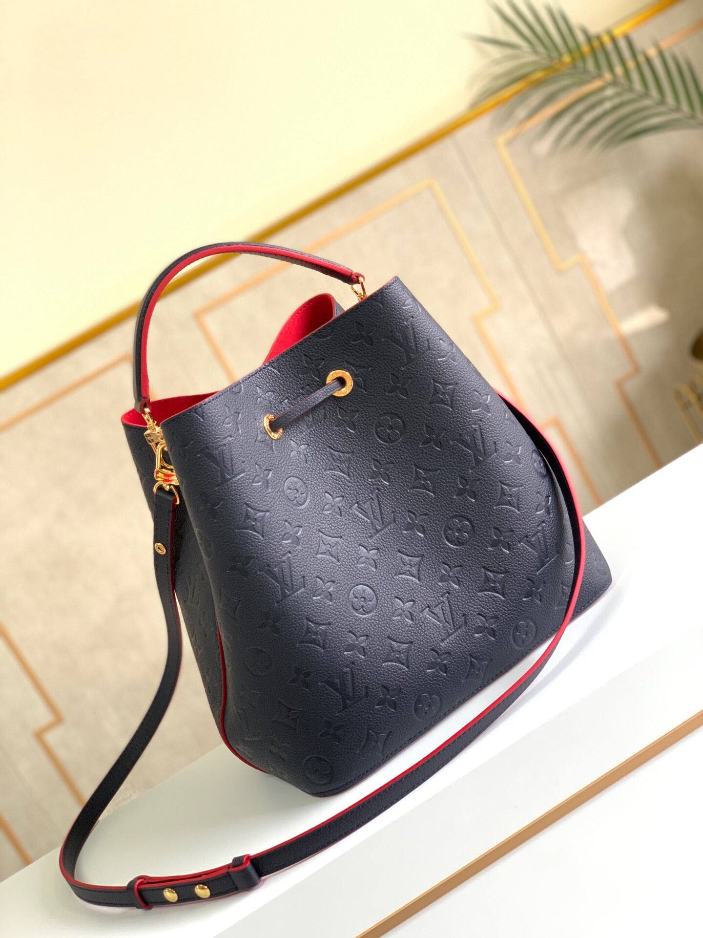 Top Quality Neonoe Mm Bucket Bag Empreinte Monogram Blue Crossbody Bag
