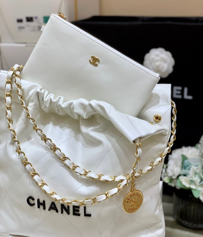CHL 22 14in 37cm B08038 White Handbag
