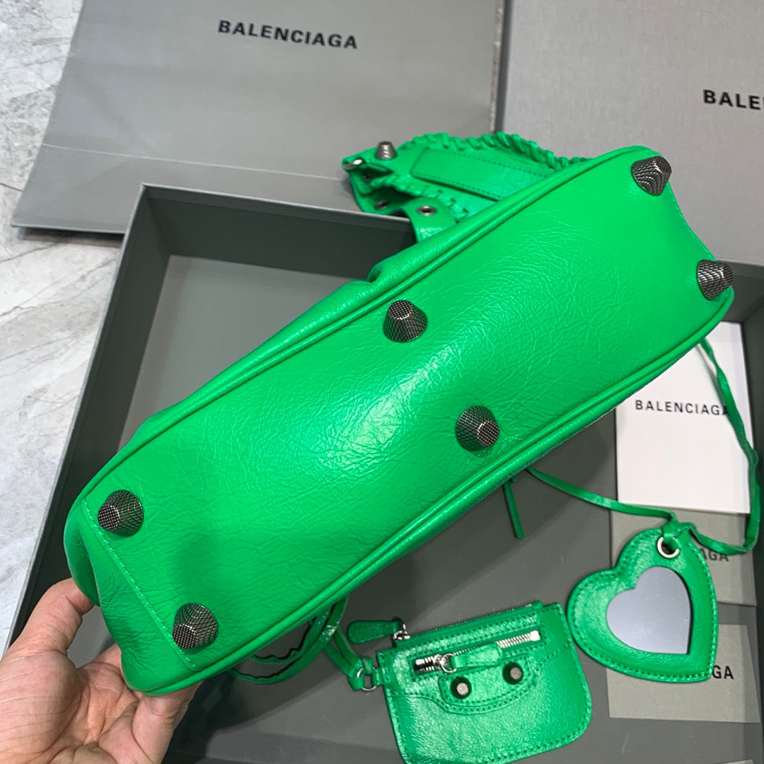 Top Quality Le Cagole Xs Shoulder Bag Green 13In33Cm 7125
