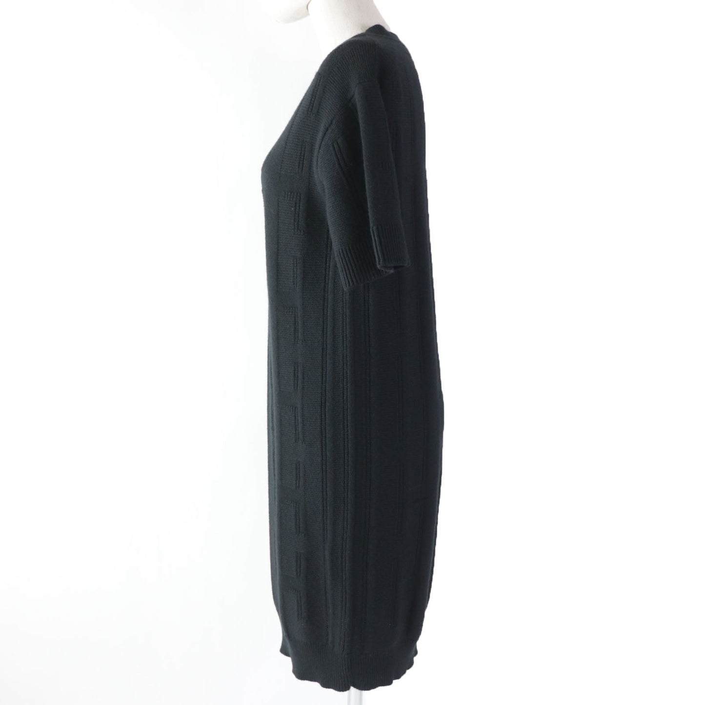 One Piece Main: Wool Women Handbag Black Travel Bag