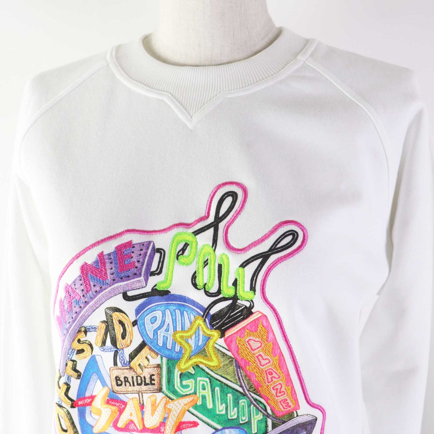 Sweat Outer: Cotton, Rib: Cotton, Polyurethane, Embroidery: White Travel Bag