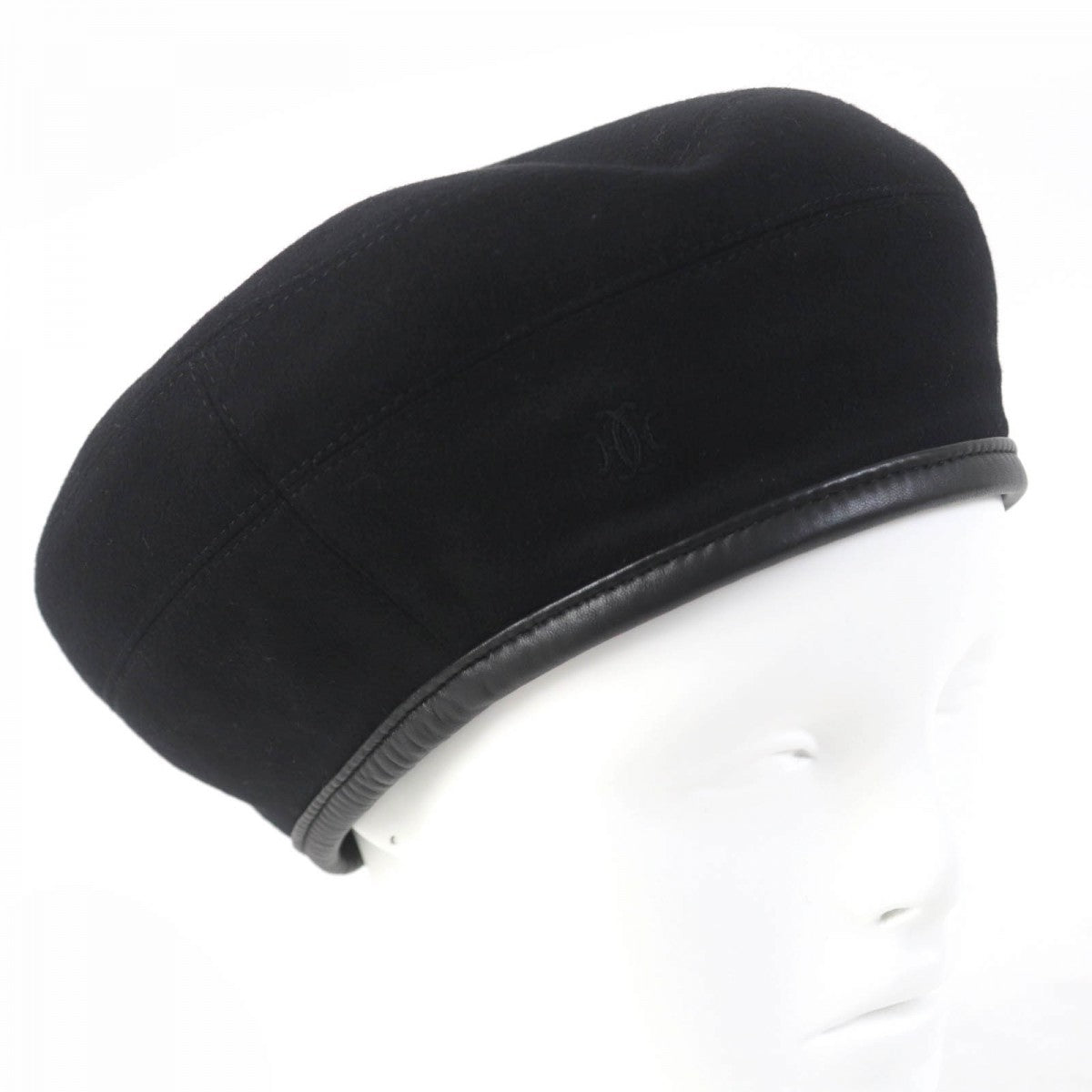 Beret Main: Cashmere, Part: Lamb , Lining: Leather Black Travel Bag