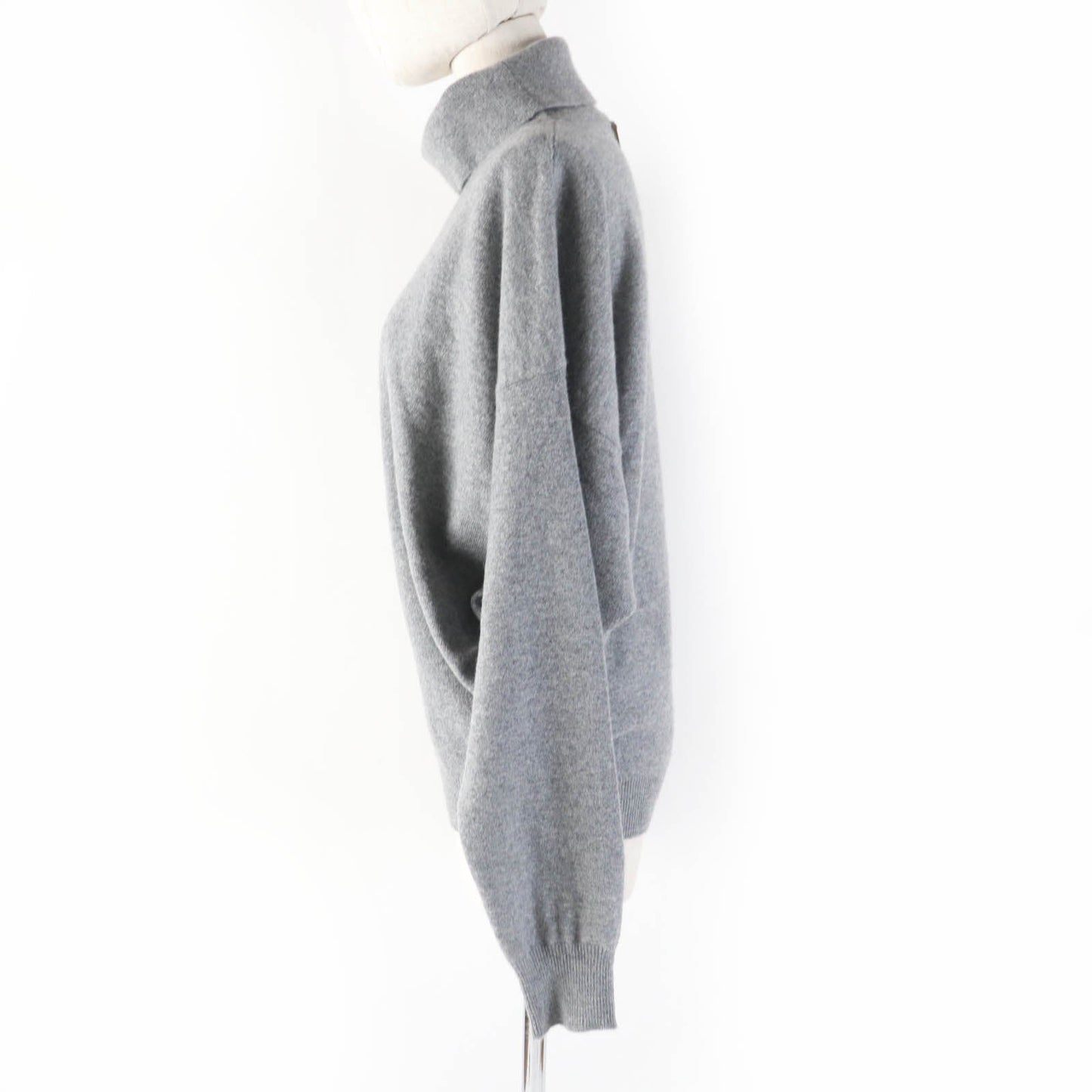 Louis Vuitton knit Wool Gray Apparel 2