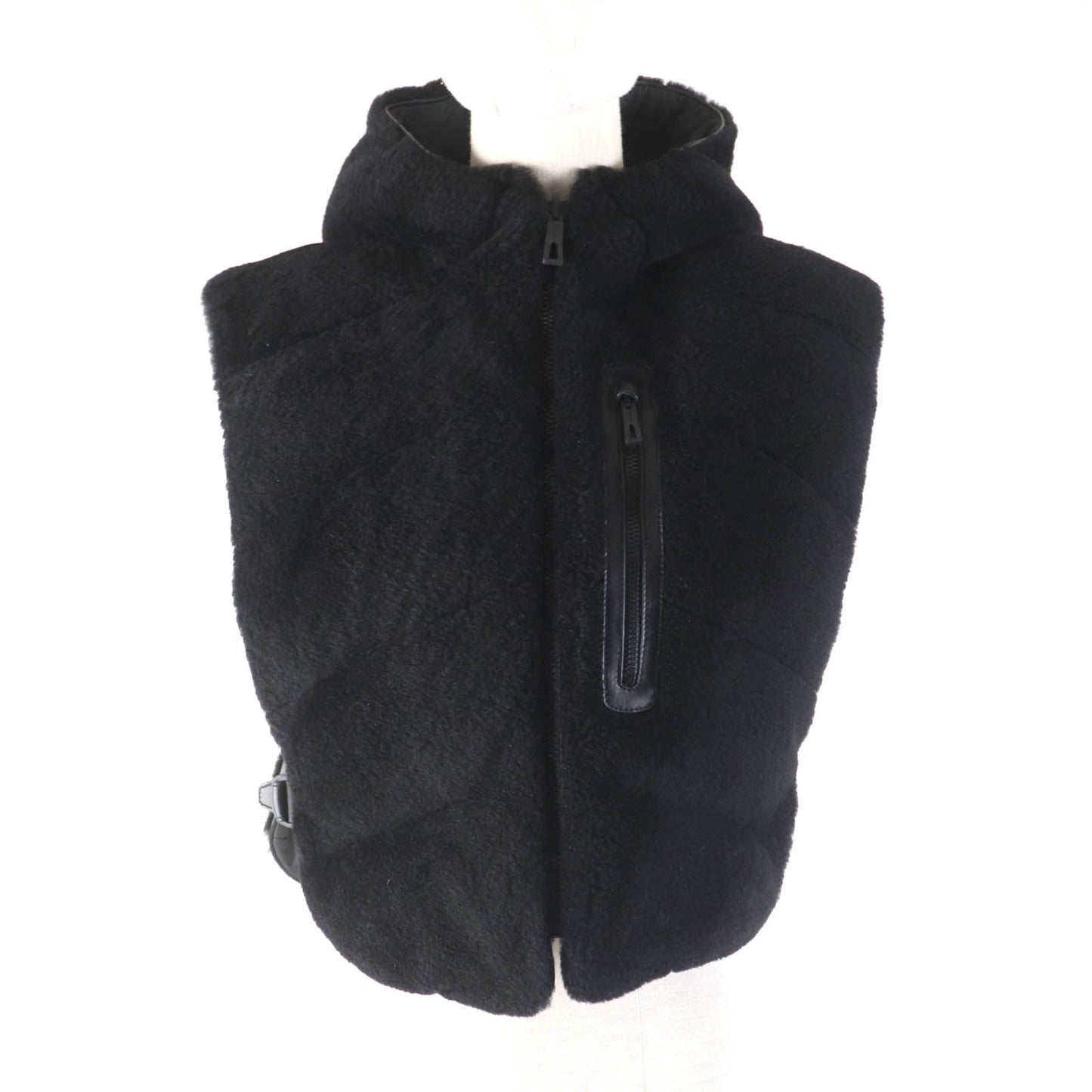 Vest Main: Lamb , Lining: Polyester, Filling: Leather Black Travel Bag