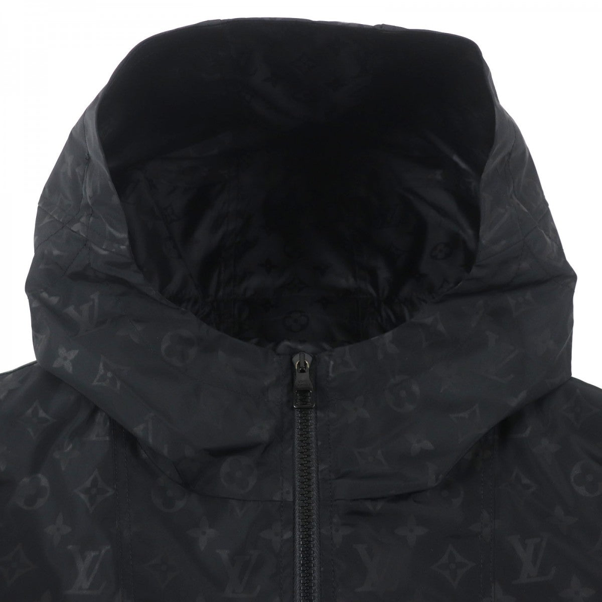 Louis Vuitton Mountain Hoodie HNK48W Nylon Black Apparel