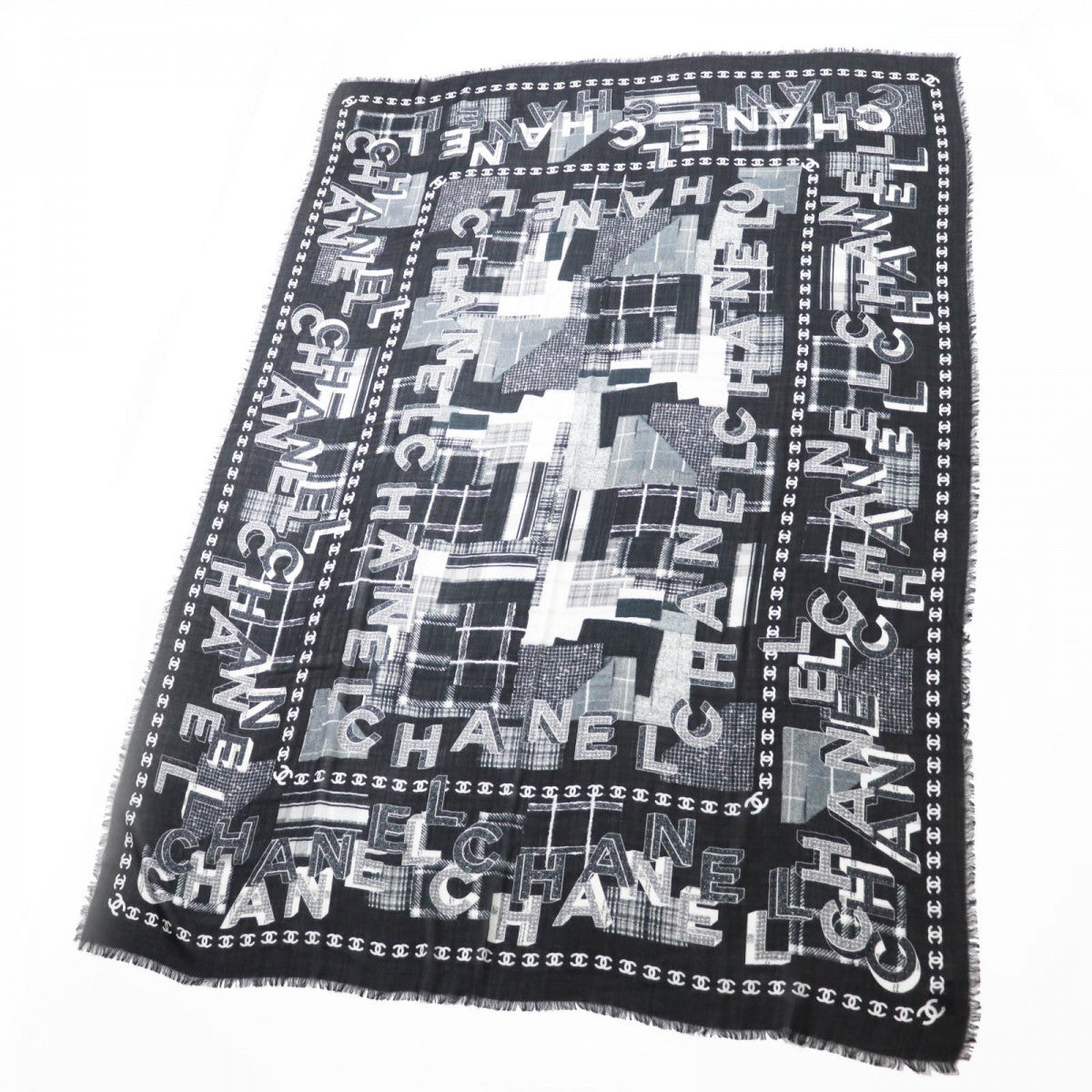 Chanel scarf 21B Black White
