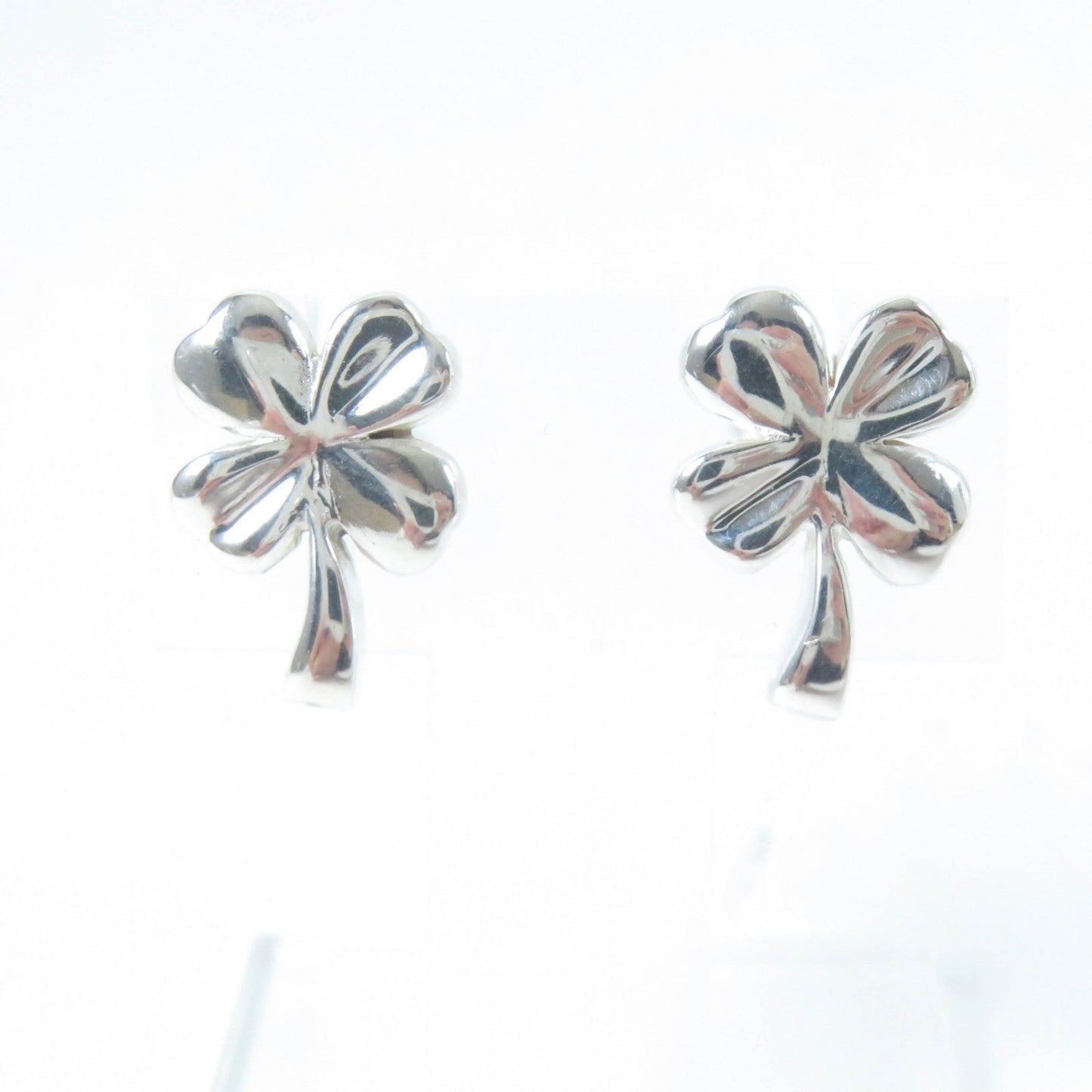 Chanel Clover logo Pierce Jewelry