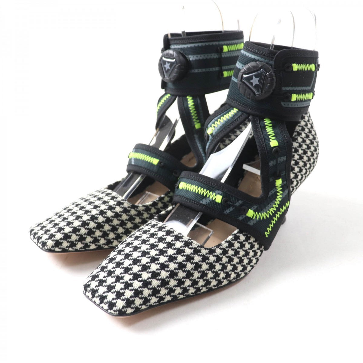 Dior Christian Pumps Houndstooth Weave (Wool), Ultra Lightweight Leather Shoes