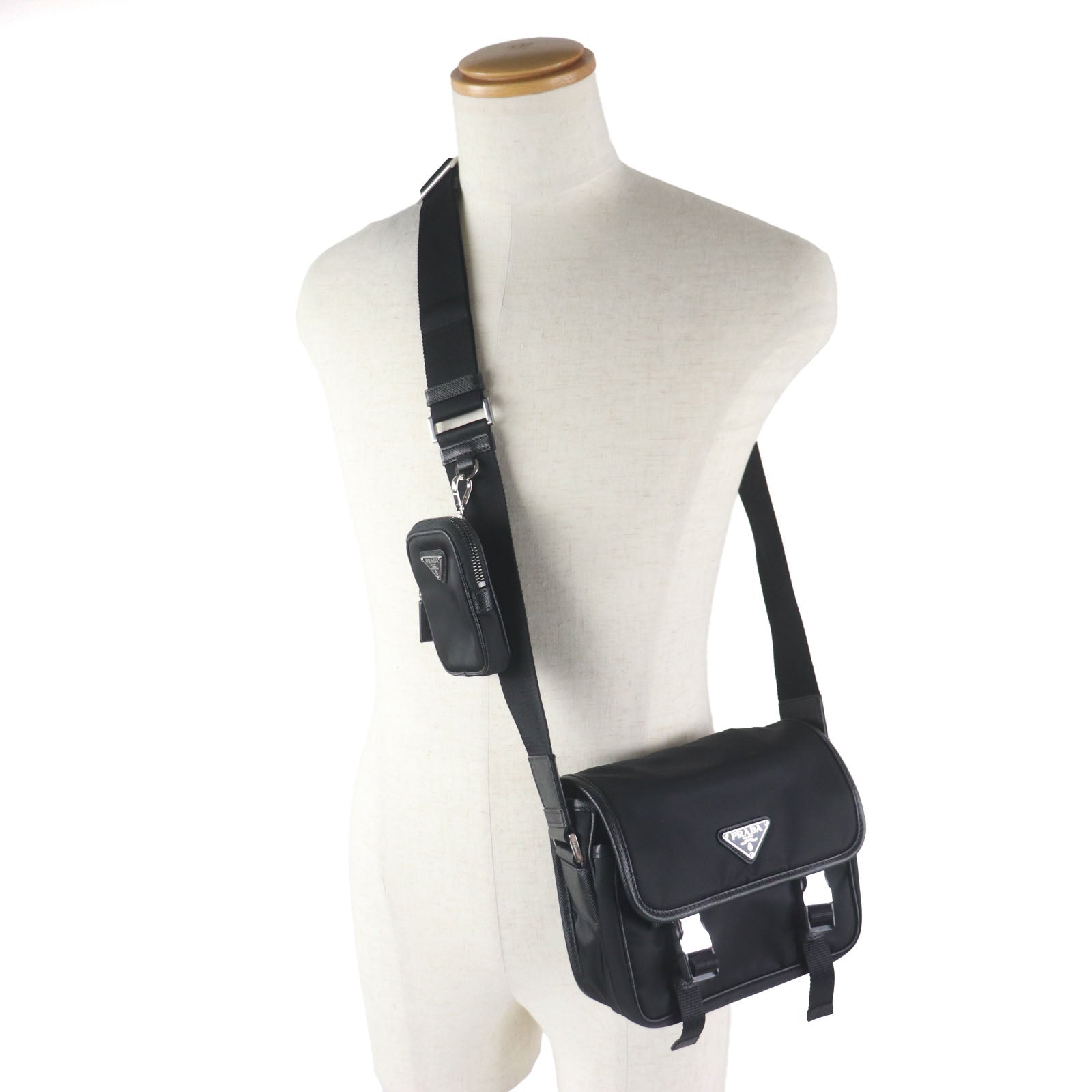 Prada 2Vd034 Tessuto Shoulder Bag Saffiano