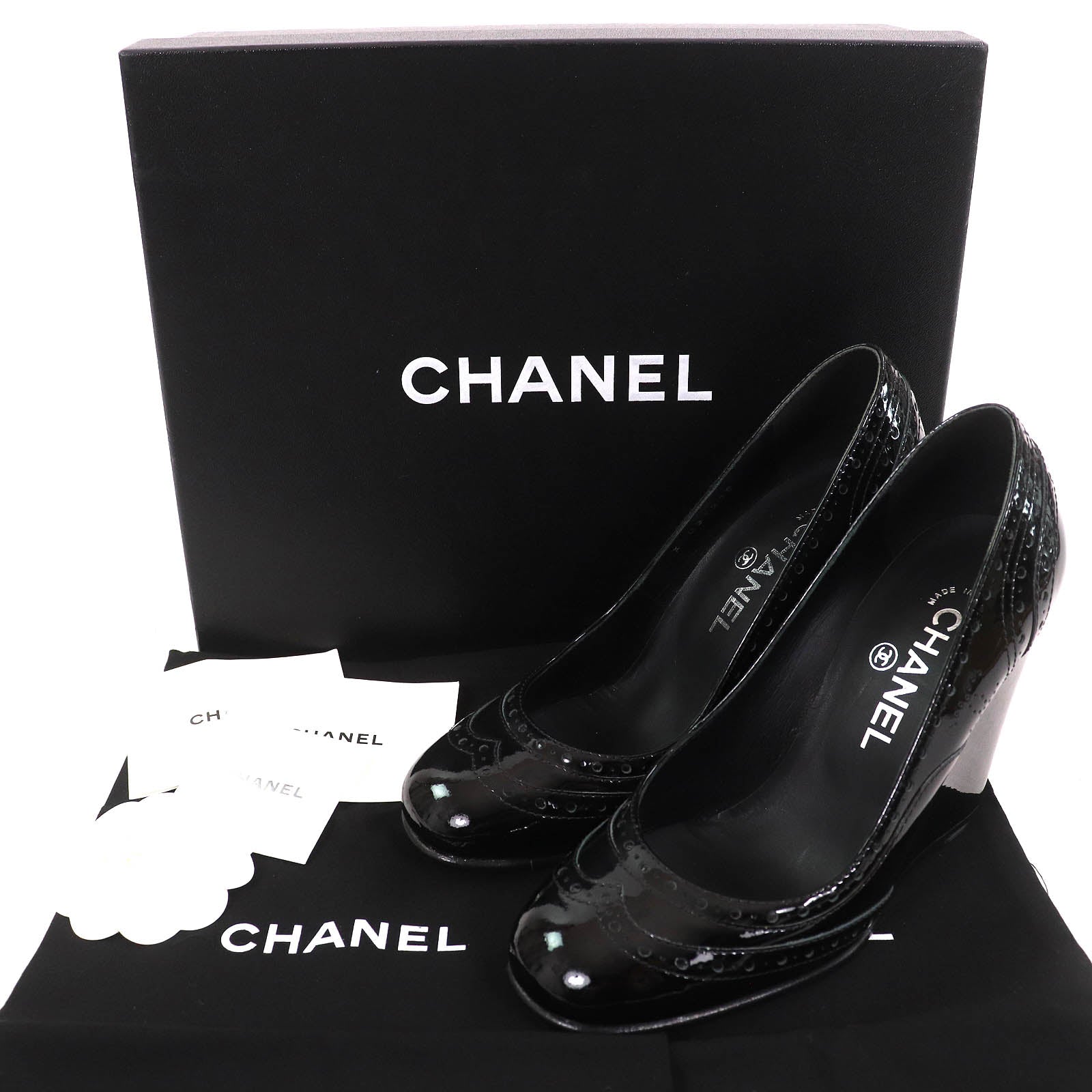 Chanel G31216 Patent Leather Pumps