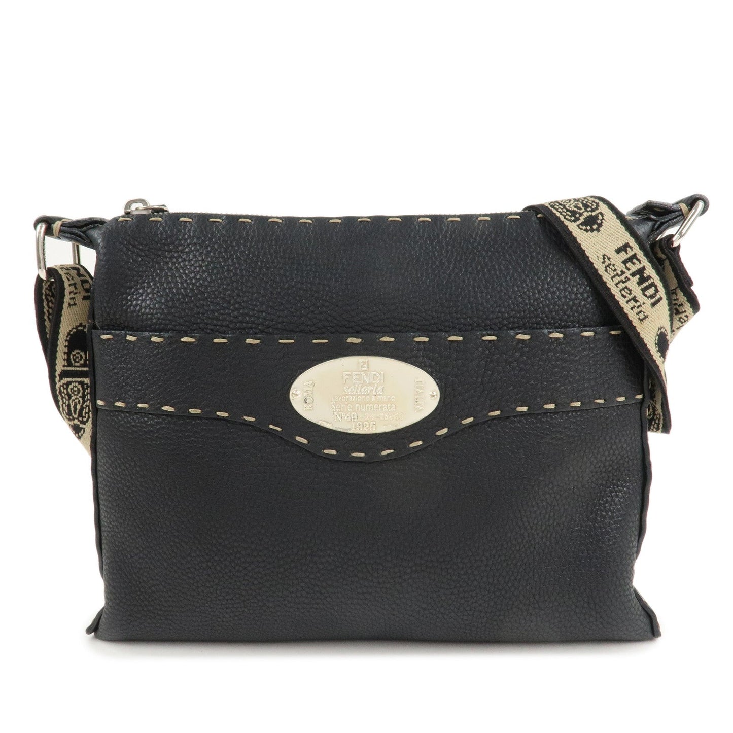 Fendi Crossbody Bag Selleria Shoulder Bag d Leather Black