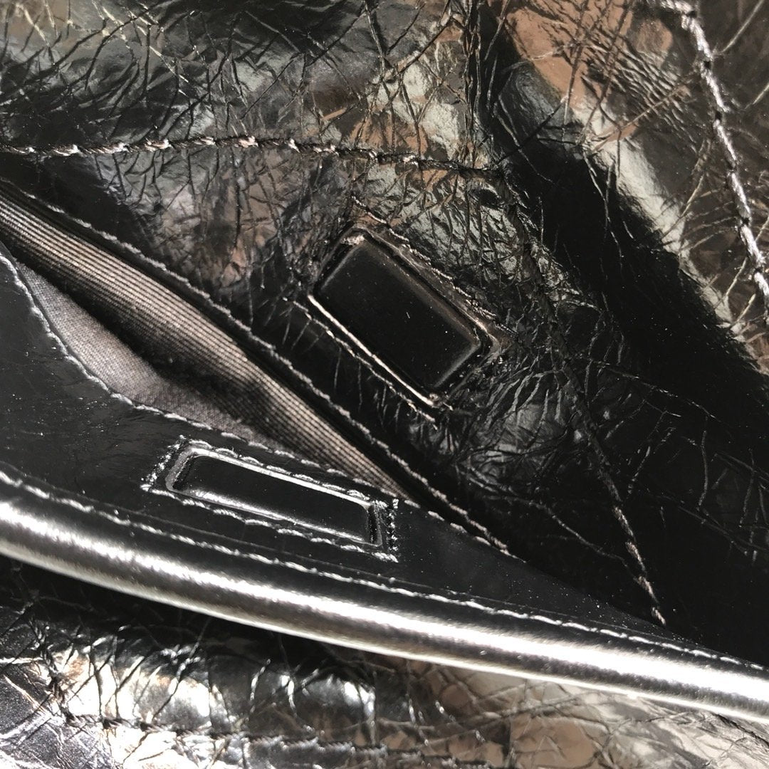 YSL Saint Laurent Niki Baby Crinkled 8in 21cm Black Chain Travel Bag