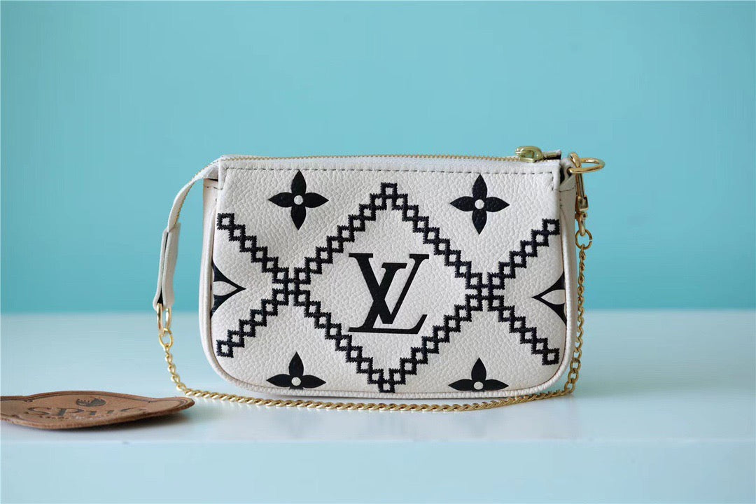 Top Quality Pochette Accessoires Empreinte For Women Monogram White Crossbody Bag