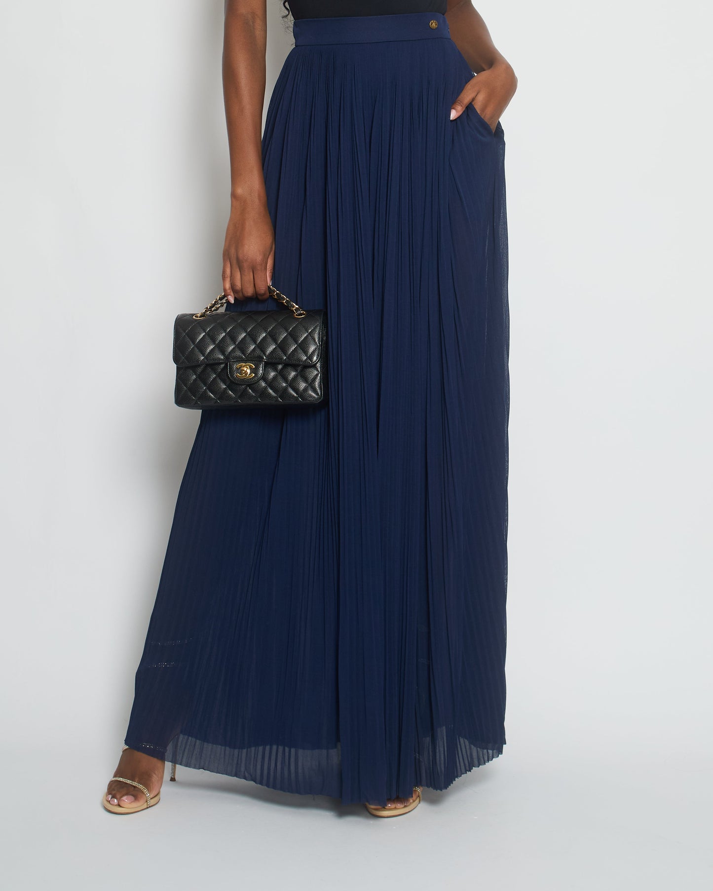 Chanel Navy Pleated High-Waist Tro rs with CC Button Detail Size FR 34 (UK 6) Accessory