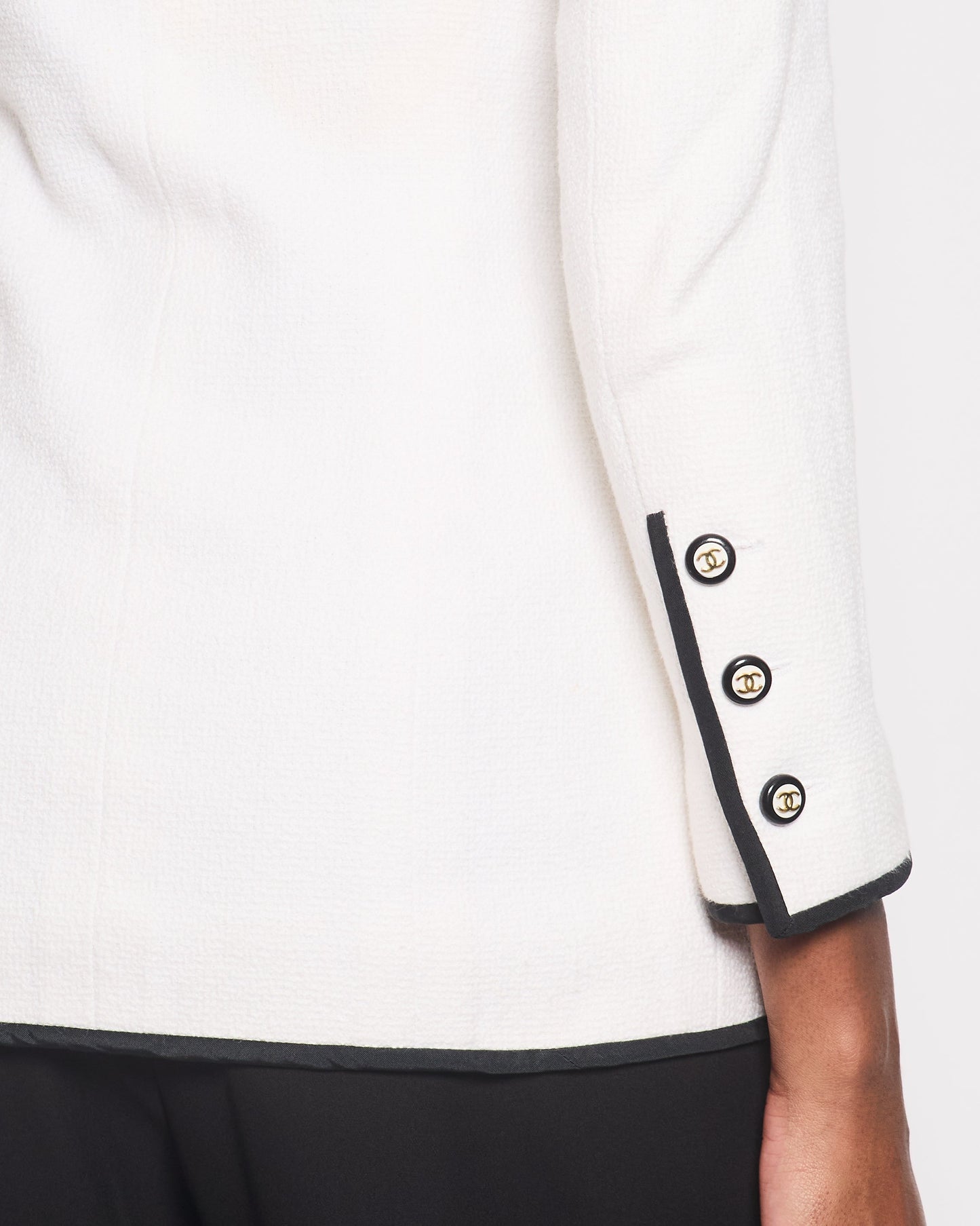 Chanel 95/P White Double Breasted Blazer with Black Trim Detail Size FR 36 (UK 8) Accessory