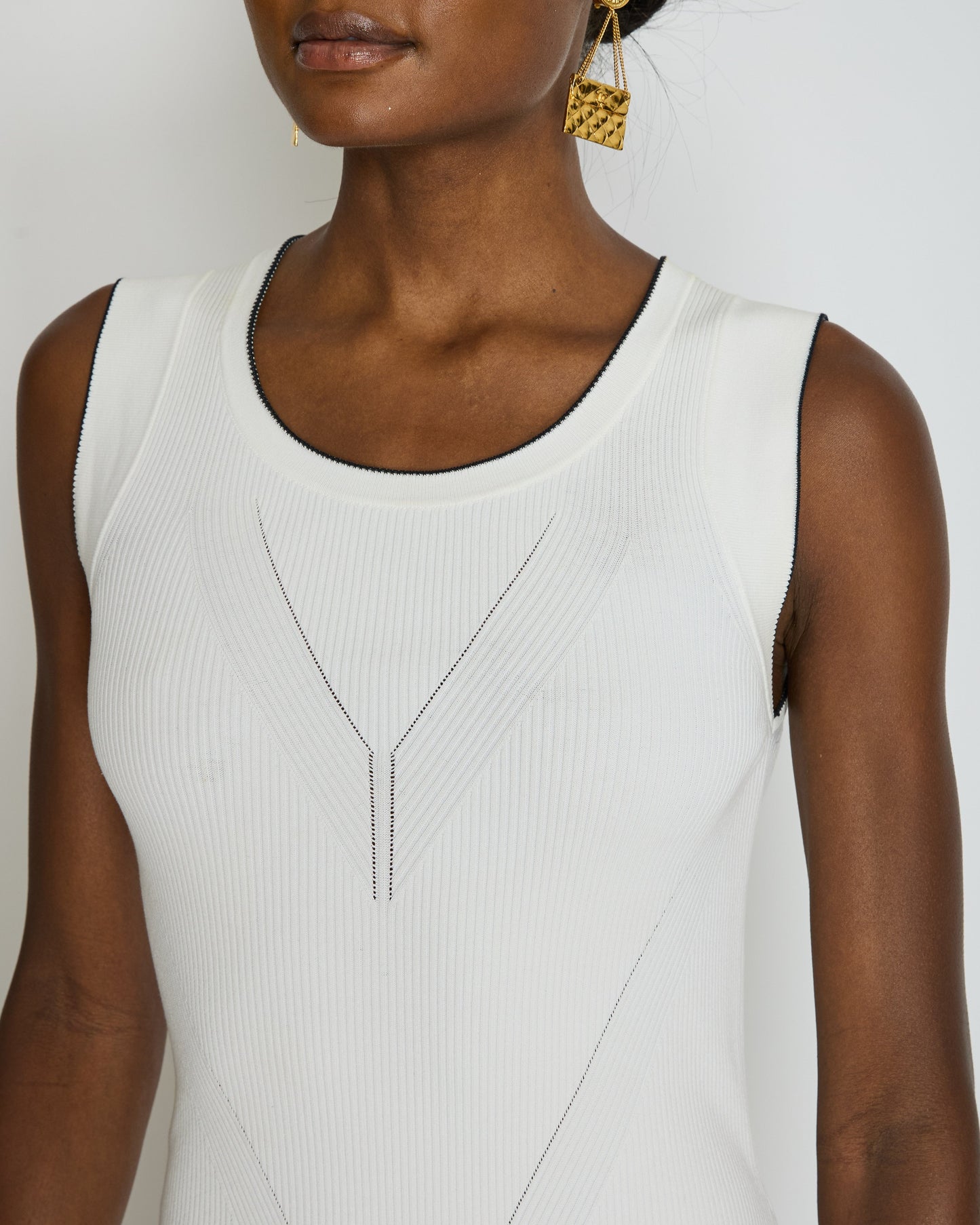 Chanel Cream Sleeveless Knitted Short Dress with Silver CC Logo Button and Navy Hem Details Size FR 36 (UK 8)