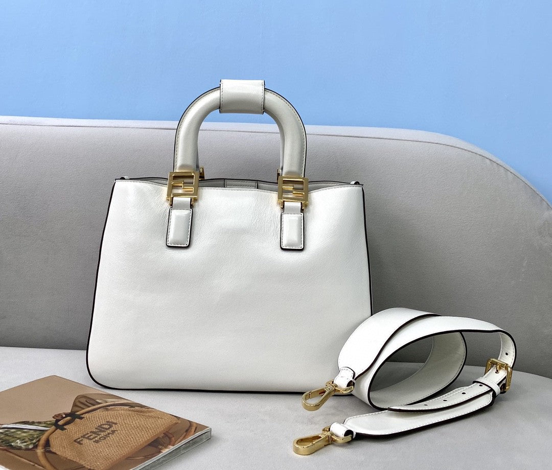 Fendi Top QualityTop Quality FF 30cm White Small Shoulder Bag