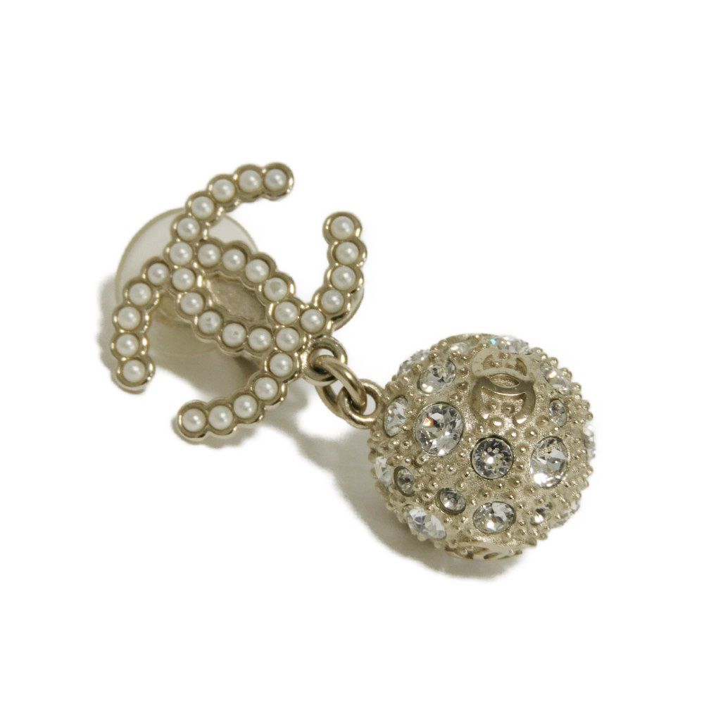 Chanel Coco Mark Pearl Crystal Swing Ball Earrings Jewelry