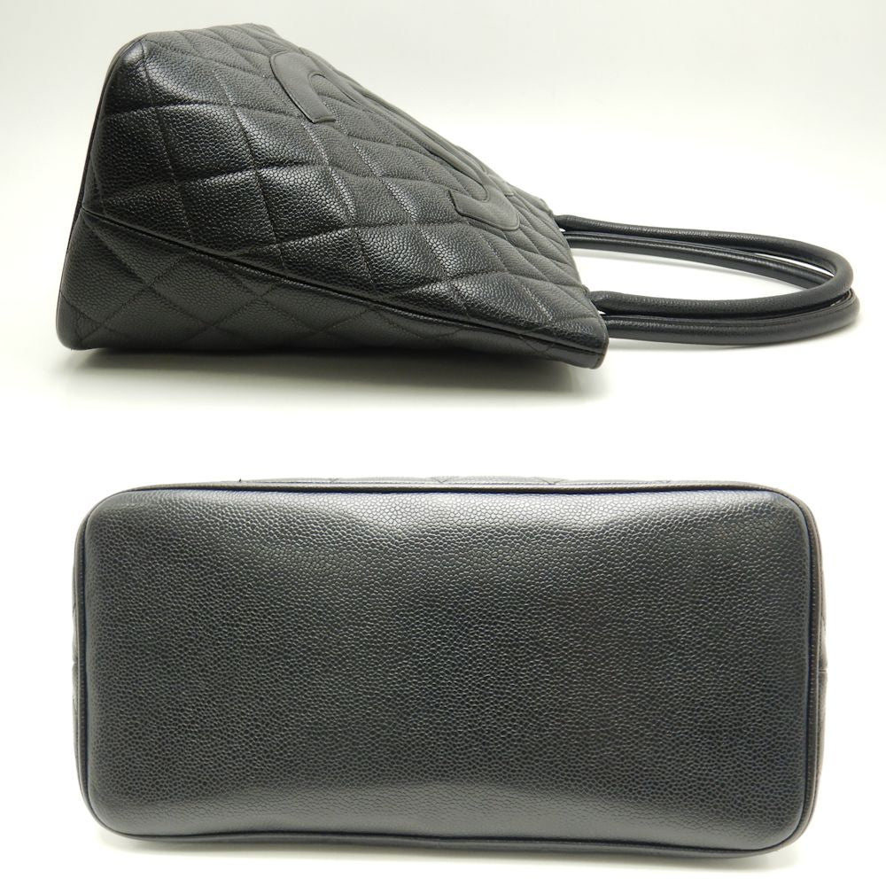 Chanel Reissue Tote Bag Caviar Skin Black Black 3