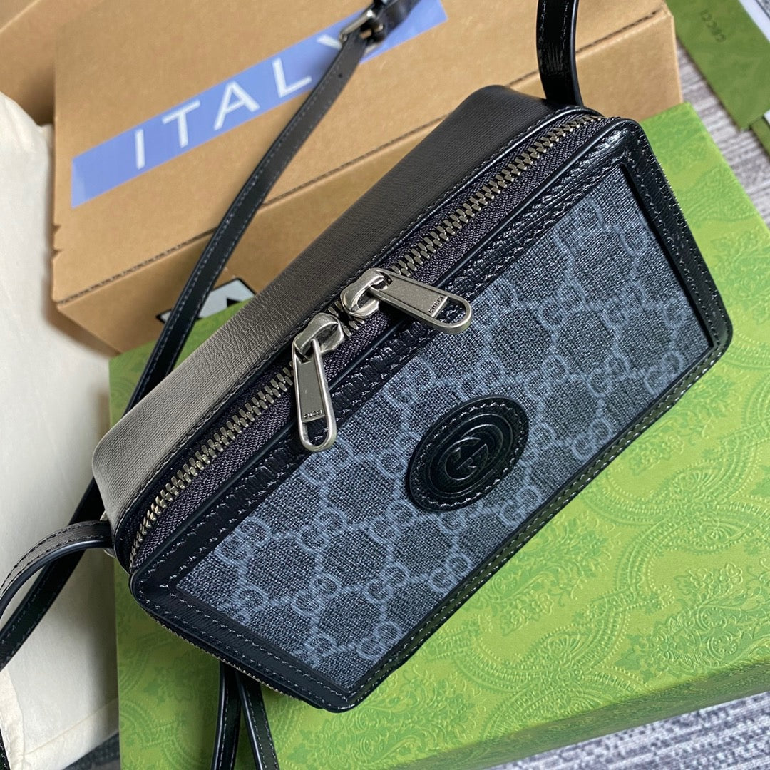 gg Interlocking G gg Supreme Canvas Black Mini Bag
