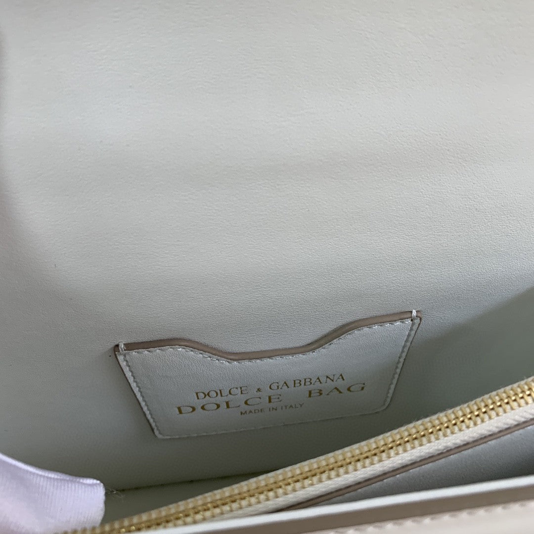 Top Quality Devotion Bag For Women Top White Medium Travel Bag