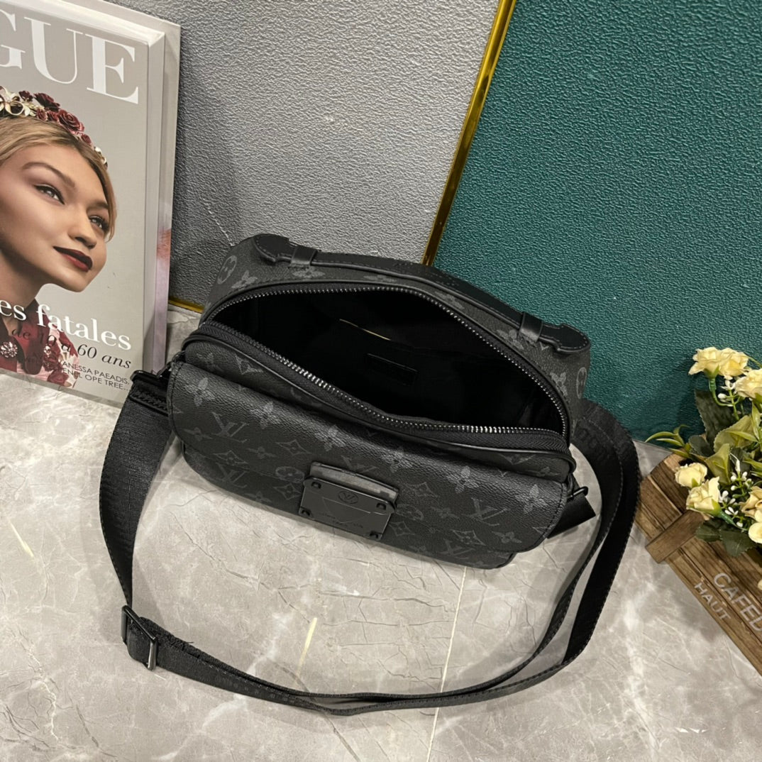 EN - Luxury LUV 852 Travel Bag