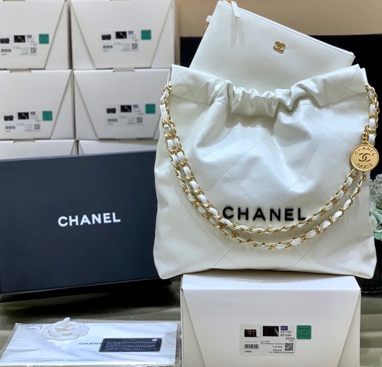 CHL 22 14in 37cm B08038 White Handbag