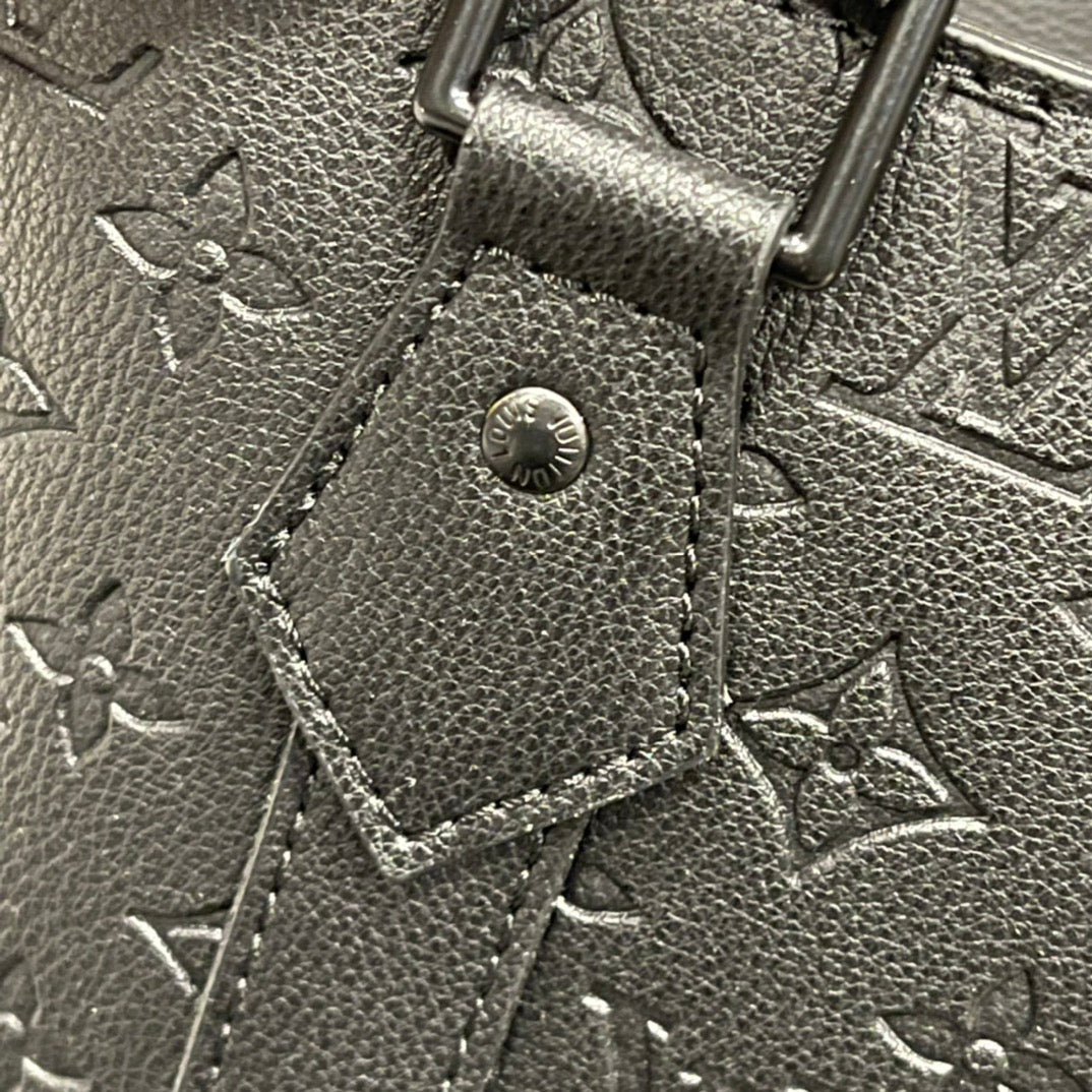 EN - Luxury LUV 846 Travel Bag